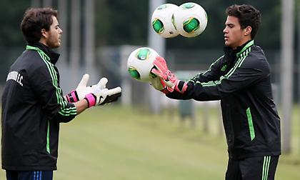 Ξανασμίγει με τον δάσκαλό του στον Ολυμπιακό ο Αναγνωστόπουλος