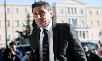 Διαγράφεται ο Λευτέρης Αυγενάκης και παραπέμπεται στην Επιτροπή Δεοντολογίας - Δεν παραδίδει την έδρα του!