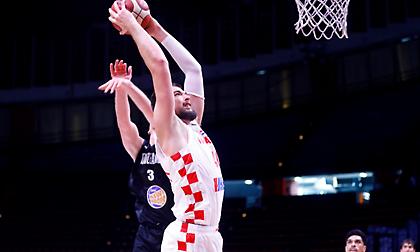 Το εκπληκτικό ημίχρονο του Ζούμπατς και οι 44 από τους 60 πόντους της «Αγίας Τριάδας» των Κροατών στο ημίχρονο!