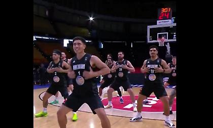 Ο εντυπωσιακός χορός «Χάκα» των Νεοζηλανδών στο ΣΕΦ!