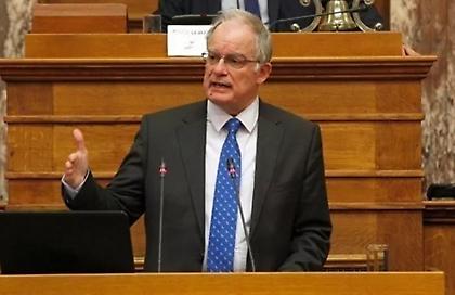 Τασούλας κατά Αυγένακη: «Δεν μπορώ να δεχτώ τη συγγνώμη» - Οι ποινές που επέβαλε