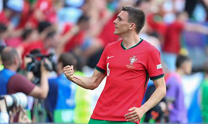 Οριστικά στην Μπάγερν Μονάχου με πώληση ρεκόρ για τη Φούλαμ ο Παλίνια!