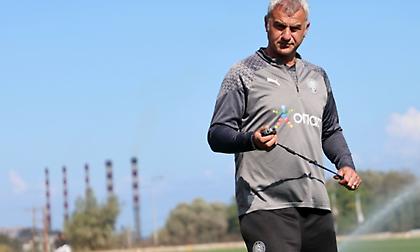 Δέλλας: «Περιμέναμε κάποιες ανανεώσεις που δεν έγιναν - Χρειαζόμαστε 3-4 παίκτες ακόμη»