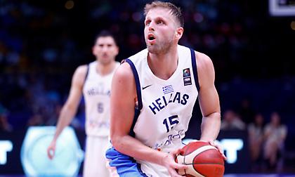 Χαραλαμπόπουλος: «Μια καλή προπόνηση το ματς με την Αίγυπτο - Το Σάββατο είναι το πιο σημαντικό παιχνίδι για εμάς»