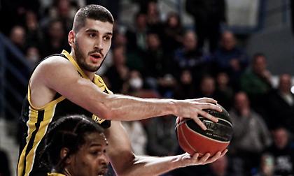 Ανανέωσε με Ιορδάνου το Μαρούσι