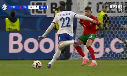 Το δυνατό σουτ του Ερναντέζ που εξουδετέρωσε ο Ντιόγκο Κόστα