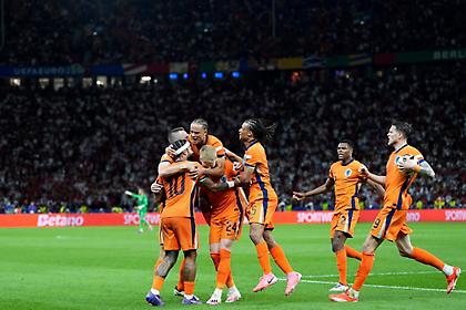 Ψυχωμένη Ολλανδία, τούμπαρε την Τουρκία και πέταξε στην τετράδα!