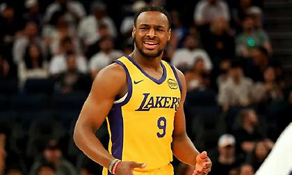 Λίγα πράγματα ο Μπρόνι Τζέιμς στο ντεμπούτο του με Λέικερς