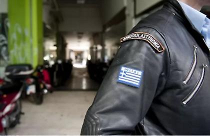 Διάλογοι - φωτιά «καίνε» τους δημοτικούς υπαλλήλους που εκβίαζαν καταστημαστάρχες στην Αθήνα