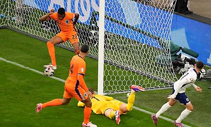 Ο δεύτερος ημιτελικός του Euro: Oλλανδία-Αγγλία 1-2