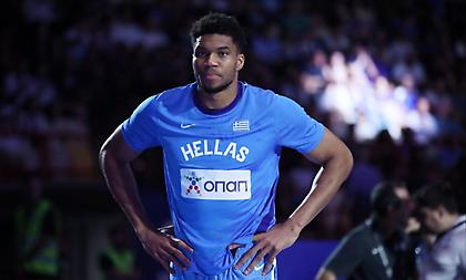 Το φοβερό ποστ της FIBA με τον σημαιοφόρο Γιάννη Αντετοκούνμπο