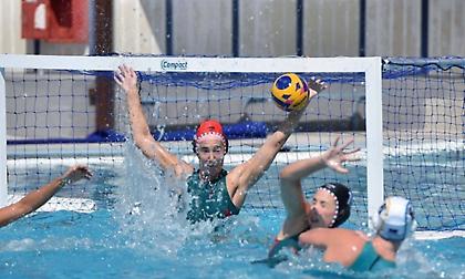 «Έπνιξε» τη Γαλλία η Εθνική πόλο γυναικών