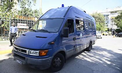 Κύκλωμα εκβιασμών καταστηματαρχών: Πληθώρα στοιχείων αποκαλύπτει τη δράση της ομάδας