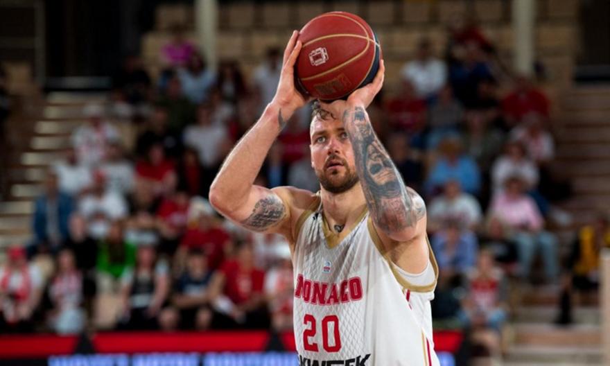 Μοτιεγιούνας: Ανανεώνει με τη Μονακό