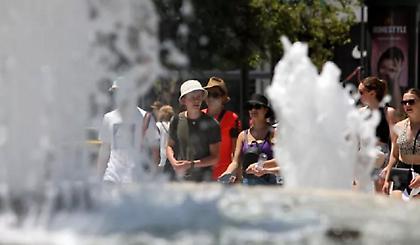 «Θερμή ανάσα»: Ξεπέρασε το 40άρι ο υδράργυρος σε 5 πόλεις της Ελλάδας - Πάνω από 37 βαθμοί Κελσίου για 141 περιοχές