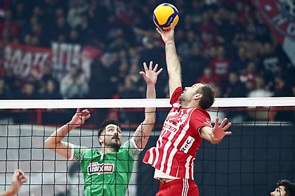 Στον Ολυμπιακό για τρίτη χρονιά ο Τράβιτσα!