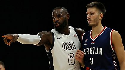 Πετρούσεφ: «Ο Λεμπρόν είναι 40 και κινείται καλύτερα από όλους-Ο Κάρι δεν χάνει δευτερόλεπτο να σουτάρει»