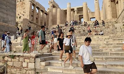 Κλειστή λόγω καύσωνα 12 το μεσημέρι ως τις 5 το απόγευμα η Ακρόπολη