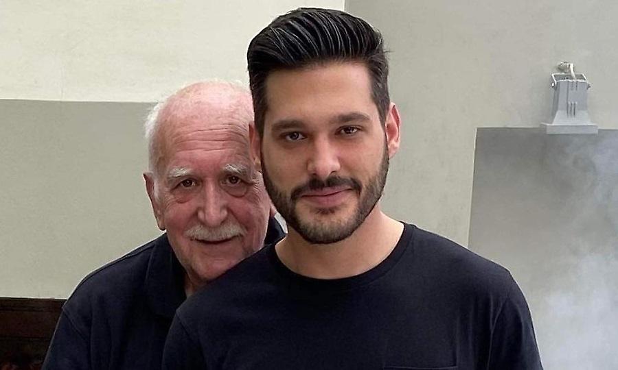 Βάφτιση με νονό τον Γιώργο Παπαδάκη και γάμος με κουμπάρο τον γιο του