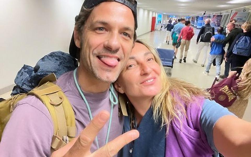 Τότσικας-Ρέβη: Στην Τανζανία με τα δίδυμα για εθελοντική εργασία