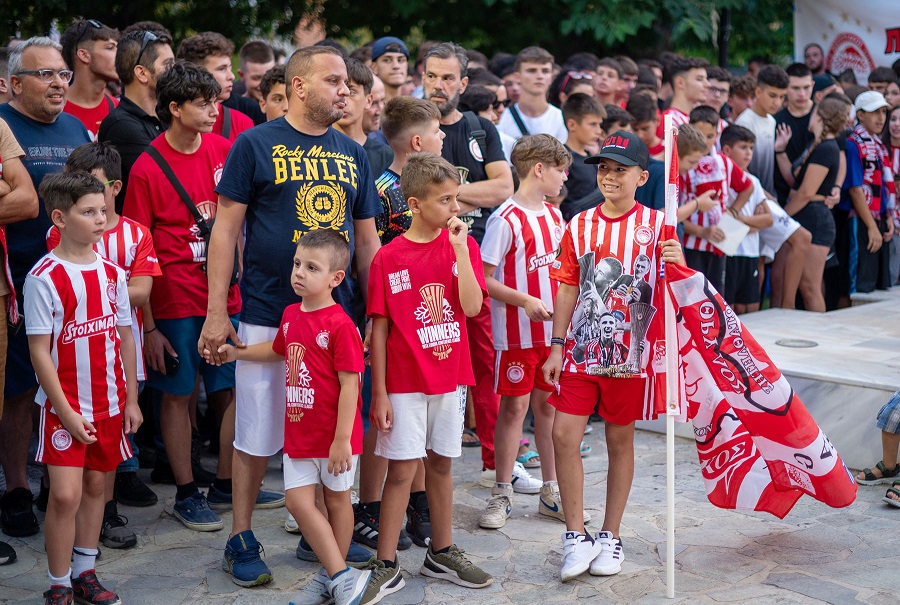 Ολυμπιακός: Βάφτηκε ερυθρόλευκη και η Σπάρτη για τις ευρω-κούπες