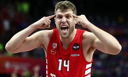 Ζέρβας: «Αντίστροφη μέτρηση για Βεζένκοφ - Θα γίνει εκδήλωση για την παρουσίασή του από τον Ολυμπιακό»!