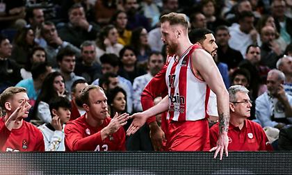 Μπραζντέικις: «Ευγνώμων που ήμουν μέλος μίας τόσο σπουδαίας ομάδας όπως ο Ολυμπιακός»