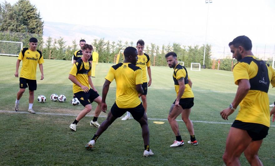 Άλκμααρ-Αρης 2-1