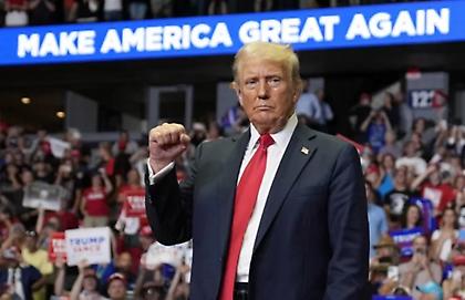 Τραμπ: «Εάν με δολοφονήσει το Ιράν, ελπίζω η Αμερική να το εξαφανίσει από προσώπου γης»