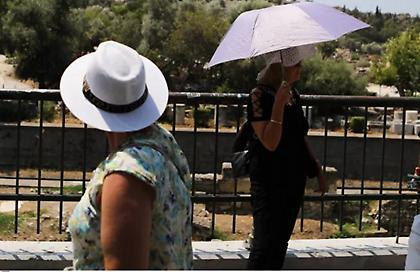 Καιρός: Βοριάδες των 7 μποφόρ σε Ιόνιο και Αιγαίο – Ποιες περιοχές θα φτάσουν στους 37 βαθμούς