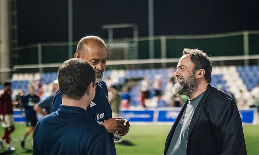 Μαρινάκης: Επισκέφθηκε την αποστολή της Νότιγχαμ Φόρεστ στην Ισπανία