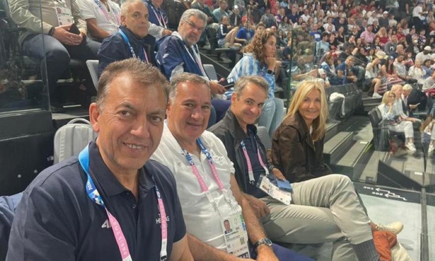 Βρούτσης: «Στηρίζουμε και ενθαρρύνουμε τους αθλητές μας»