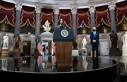 Εκλογές στις ΗΠΑ: Το «βρώμικο» παιχνίδι Τραμπ - Σχέδιο τριών αξόνων για την αποδόμηση της Κάμαλα Χάρις