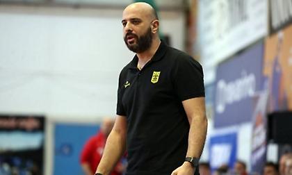 Κεσαπίδης: «Καλύτερο 4άρι στην Ευρώπη ο Βεζένκοφ - Να μη σταματήσει να δουλεύει»