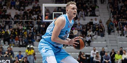 Στους Μπακς ο Πάσετσνικς