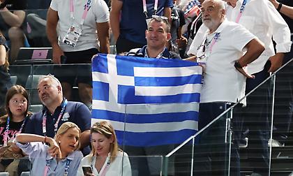 Παρών και ο Πύρρος Δήμας στις κερκίδες για τον Πετρούνια