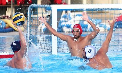 Ανανέωσε με Κουρούβανη, Ηλιόπουλο η Γλυφάδα