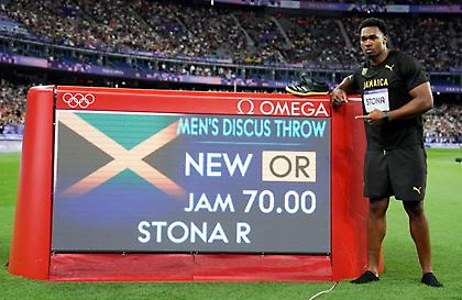 Απίθανος Στόνα, χρυσός στη δισκοβολία με ολυμπιακό ρεκόρ