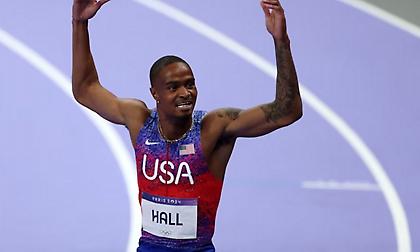 «Έκλεψε» το χρυσό στα 400 μέτρα ο Χολ