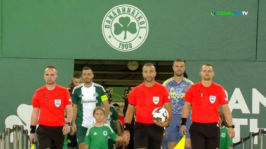 Παναθηναϊκός-Άγιαξ: Η είσοδος των δύο ομάδων