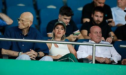 Οι πρωταγωνιστές του έπους του Παναθηναϊκού από το '71 βρέθηκαν στο ΟΑΚΑ για τη νέα κόντρα με τον Άγιαξ (pics)