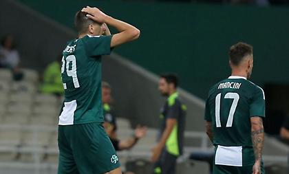 Τεράστια ευκαιρία με έξυπνο πλασέ του Γερεμέγεφ, για εκατοστά έφυγε άουτ!