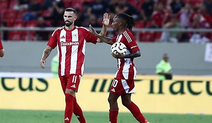 Μπροστά κεντούσε, πίσω τα… χαλούσε ο Ολυμπιακός!