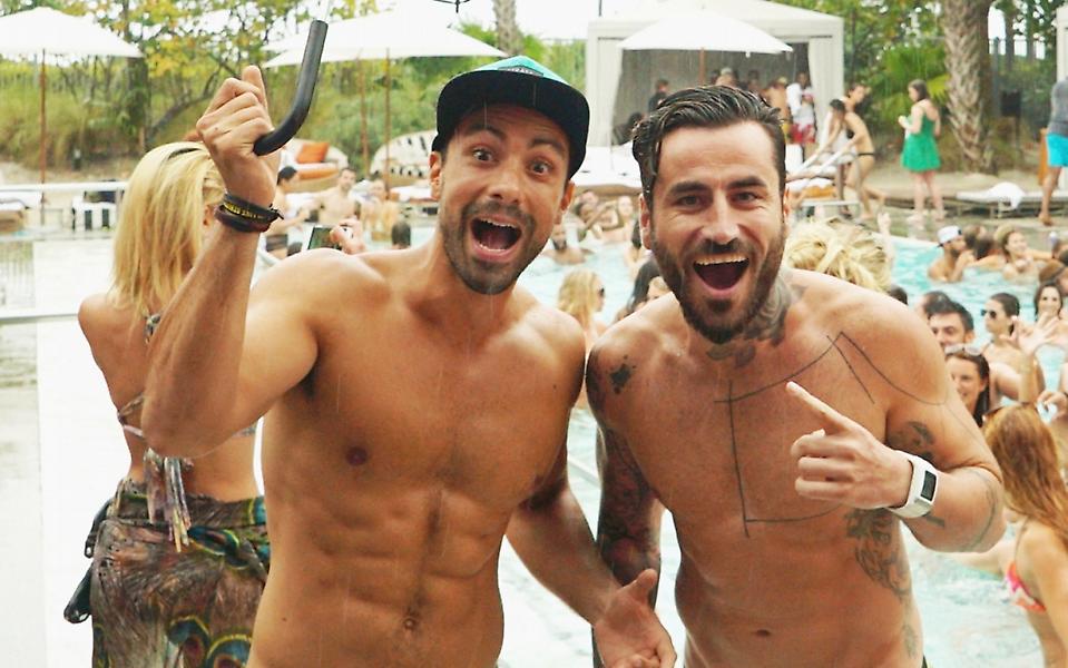 Μαυρίδης- Τανιμανίδης: Στο αεροδρόμιο καθ' οδόν για τον πρώτο προορισμό