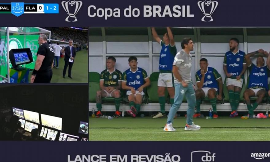 Άμπελ Φερέιρα: Πανηγύρισε πιάνοντας τα γεννητικά του όργανα