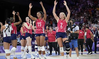 Ξανά σε τελικό Ολυμπιακού τουρνουά βόλεϊ γυναικών οι ΗΠΑ