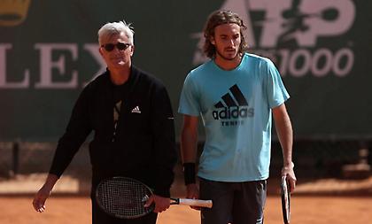 Διέκοψε τη συνεργασία με τον πατέρα του o Τσιτσιπάς!