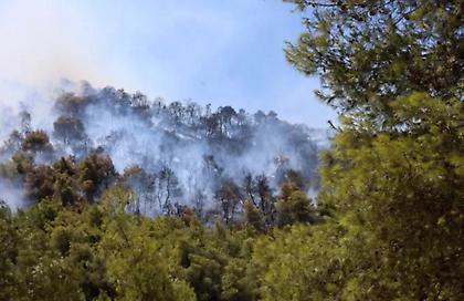 Χωρίς ενεργό μέτωπο η φωτιά στο Ρέθυμνο - Εναέρια μέσα στη μάχη της κατάσβεσης