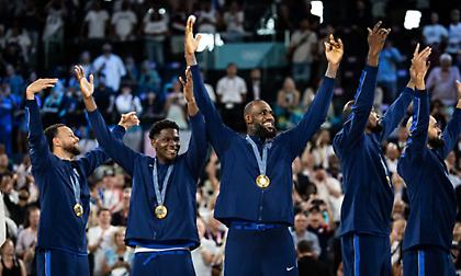 Ολυμπιακοί Αγώνες: Απόλυτη κυριαρχία των ΗΠΑ στα μετάλλια - Ισοβαθμία με Κίνα στα χρυσά