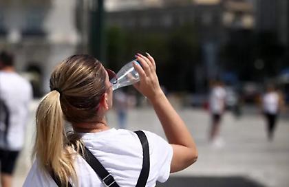 Καιρός: Στους 39 ο υδράργυρος με ισχυρούς βοριάδες 8 μποφόρ στο Αιγαίο